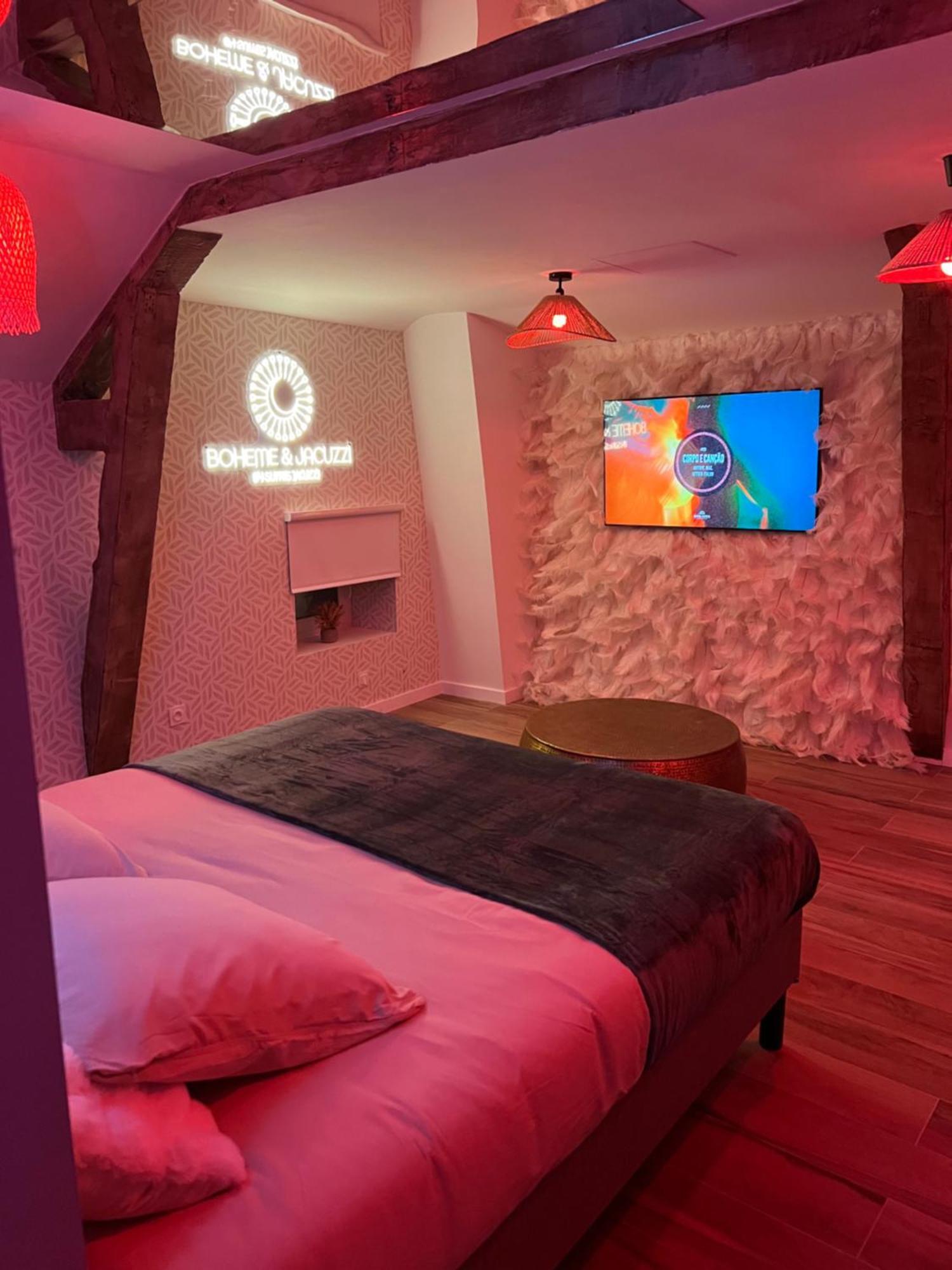 Boheme & Jacuzzi Vienne (Isere)